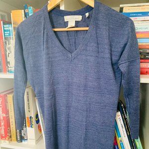 HM, nice and cozy top, great condition, easy to style...